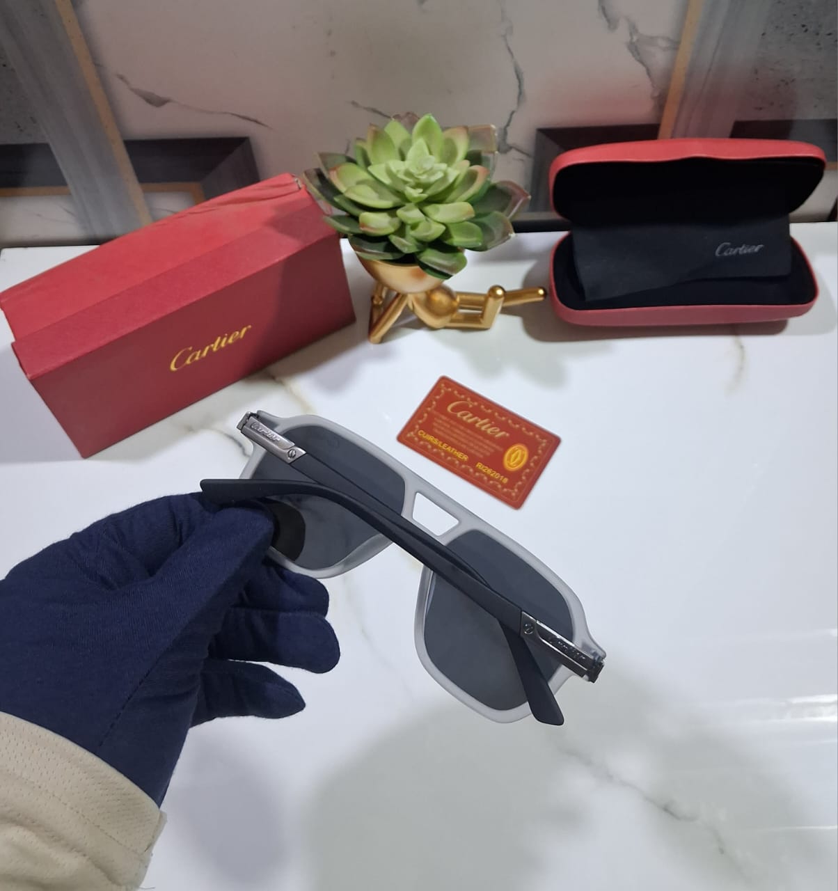Cartier polarized