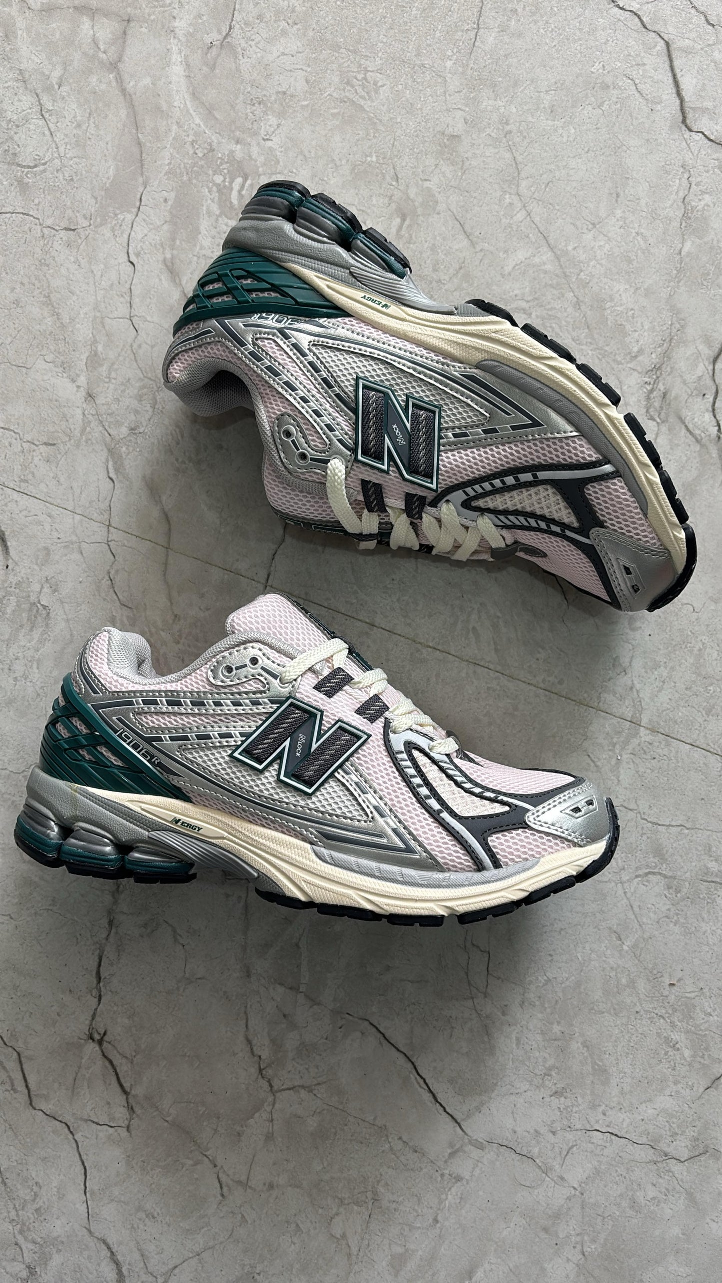 New balance 1906