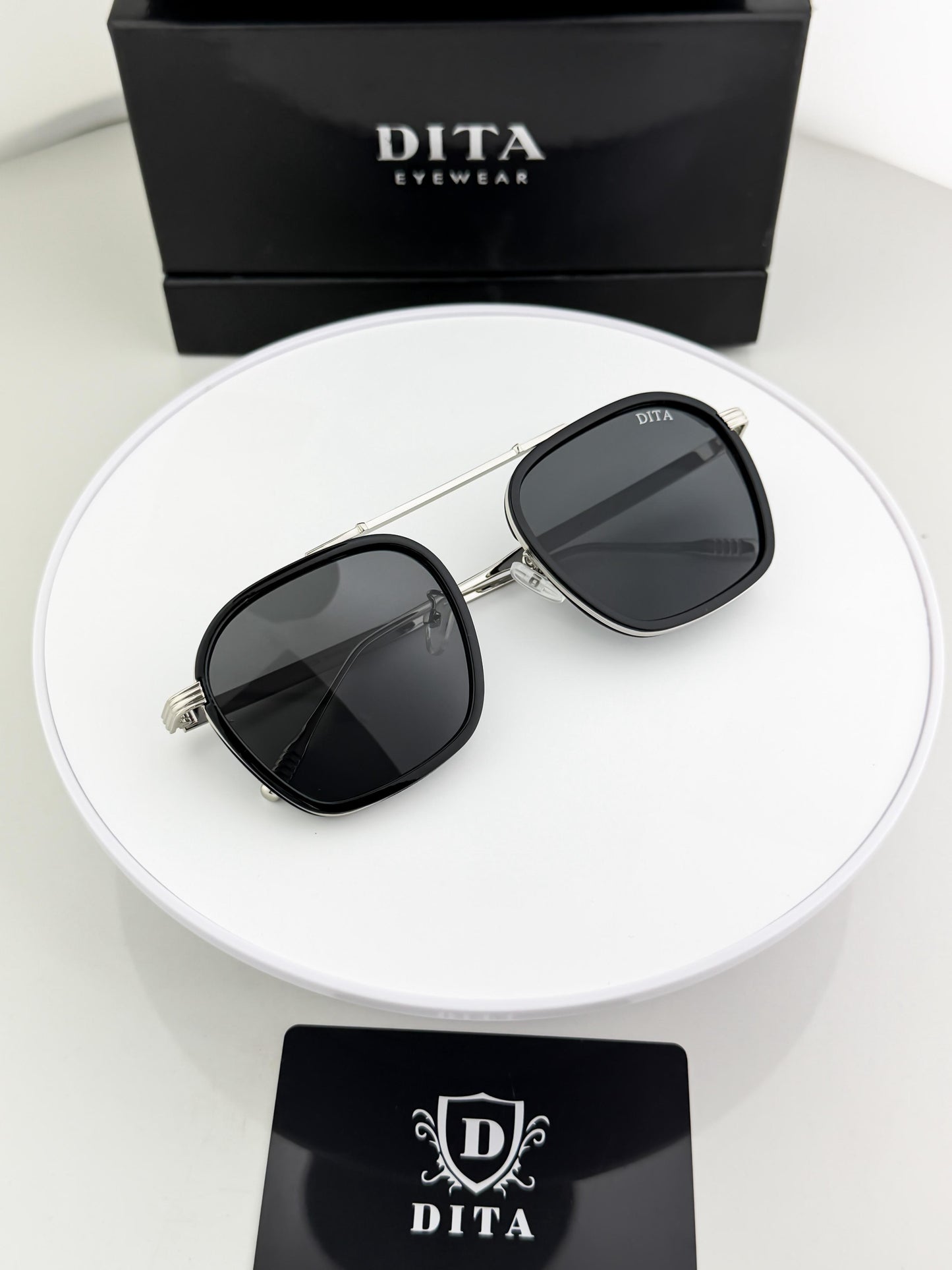 Dita silver black