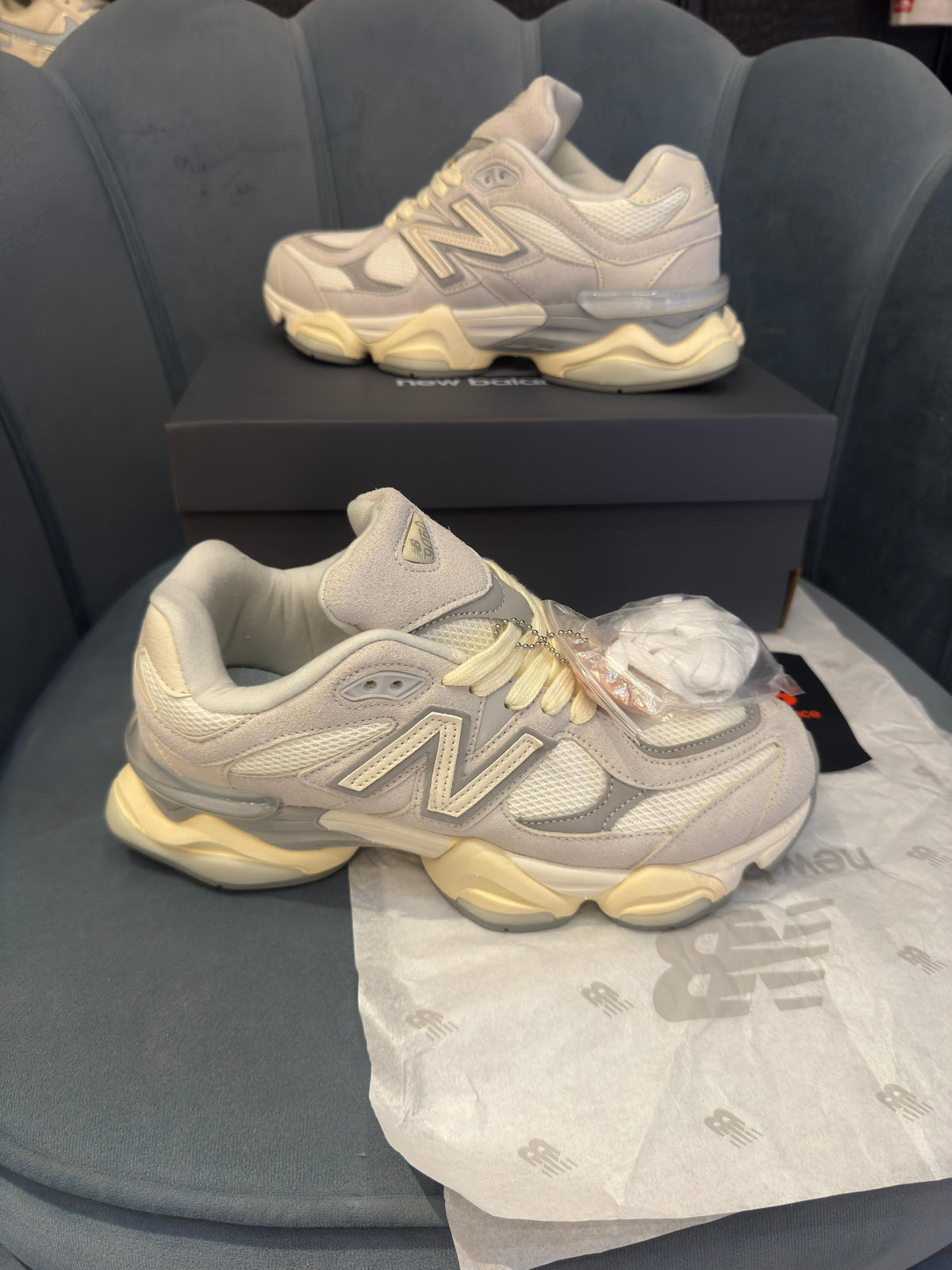 New balance 9060