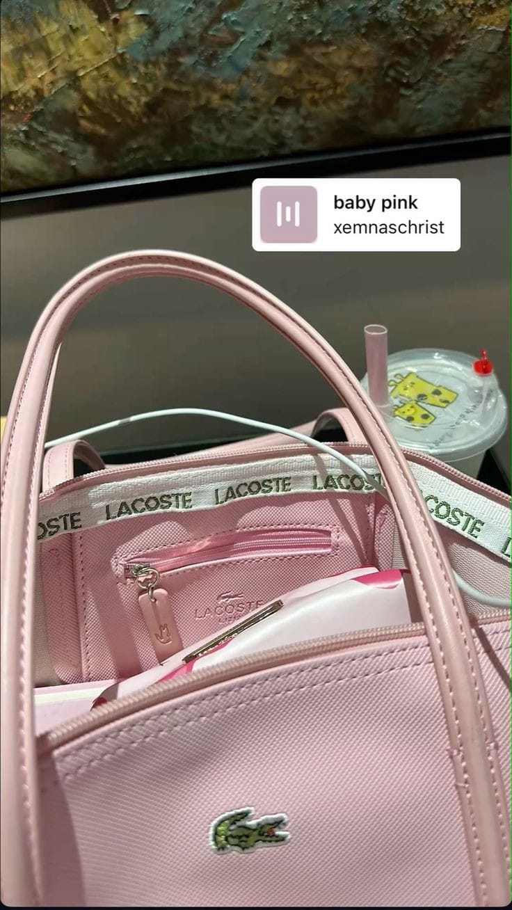 Lacoste totebag with polybag