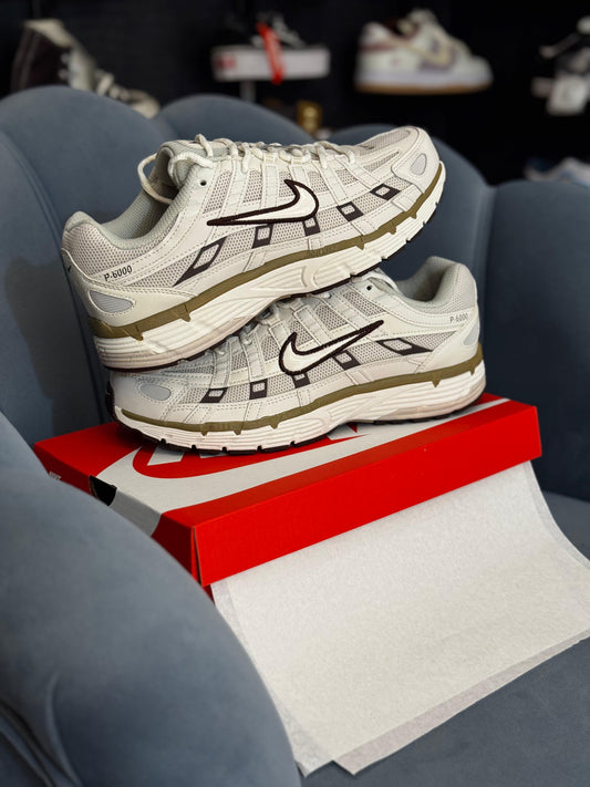 Nike P-6000 trainer light bone