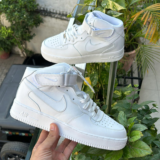 Nike airforce 1 mid