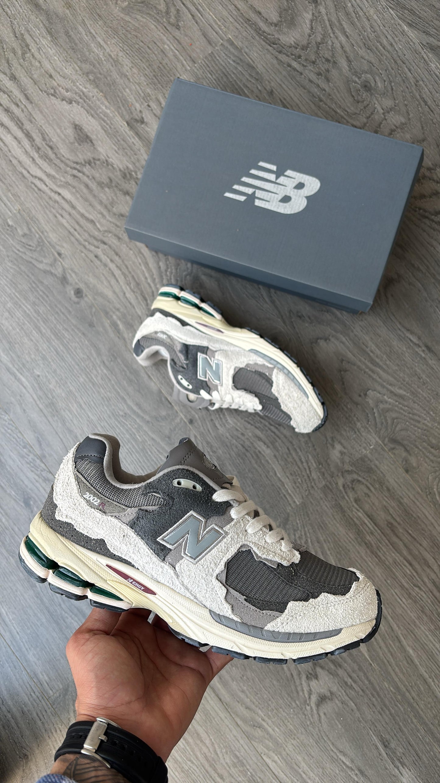New balance 2002