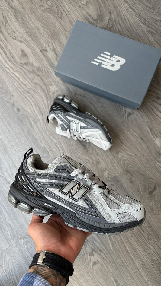 New balance 1906R