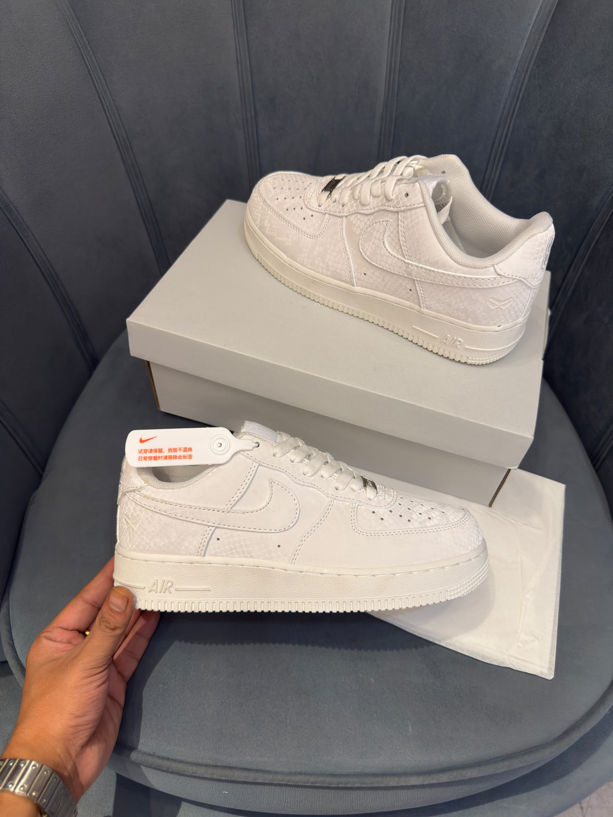 Nike airforce one kobe bryant white
