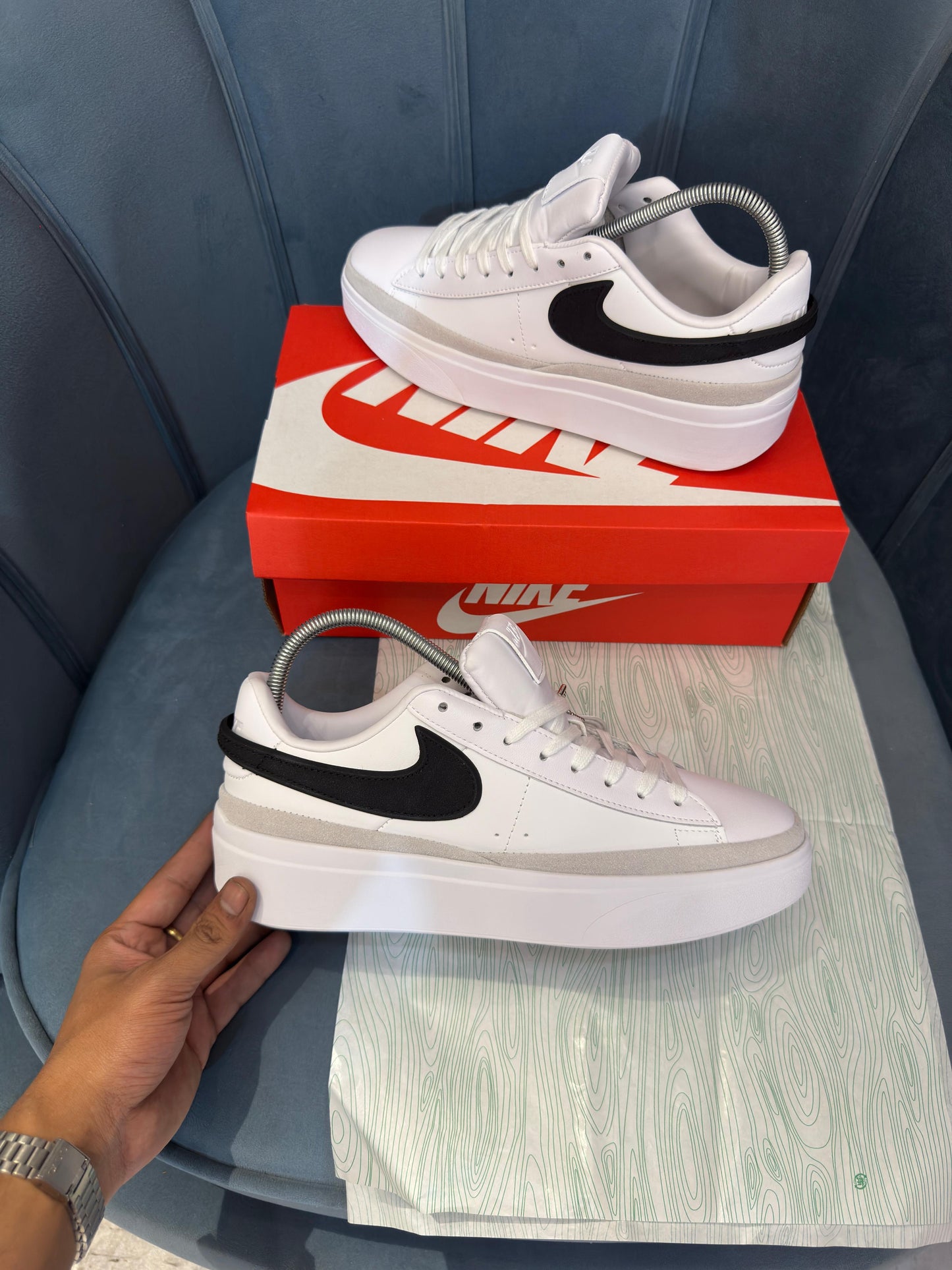 Nike blazer phantom low