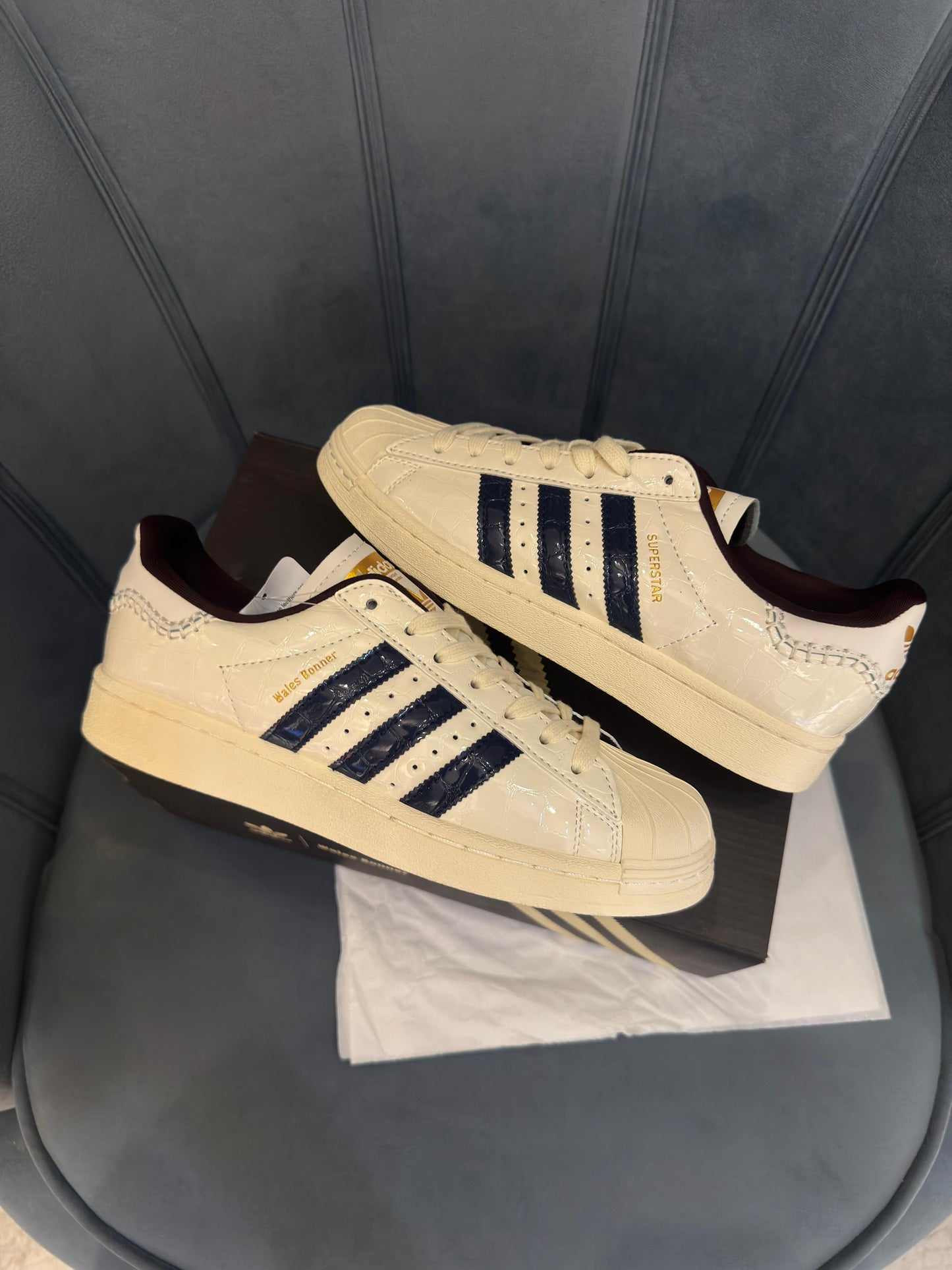 Adidas originals superstar wales boner
