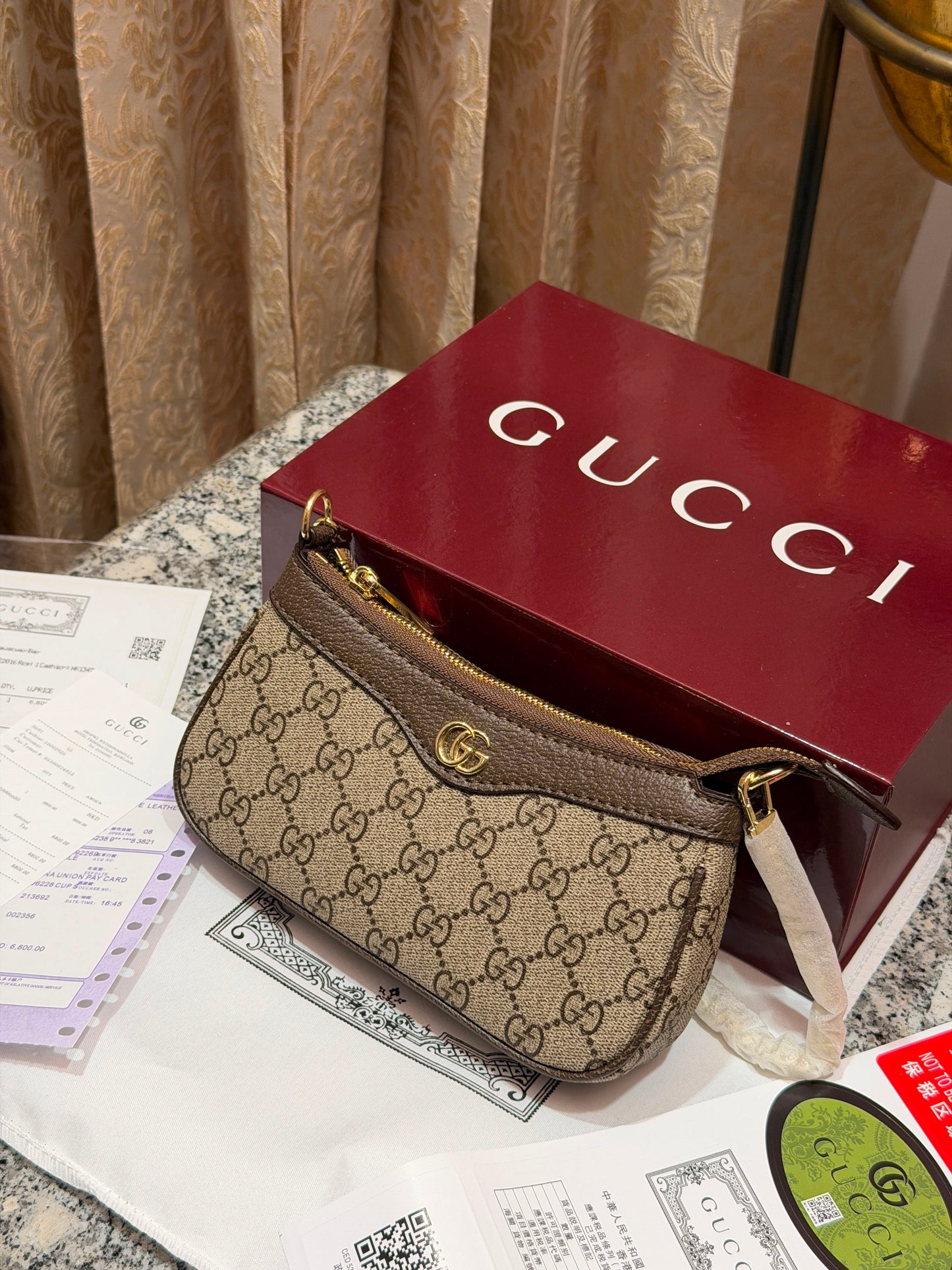 GUCCI