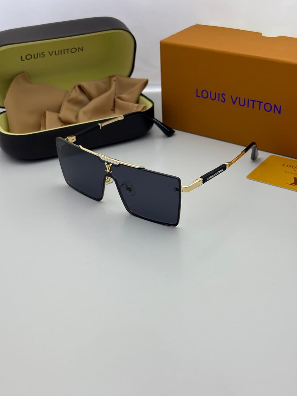 Louis vuitton
