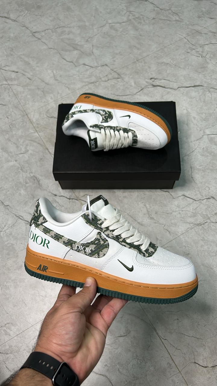 Nike airforce originals