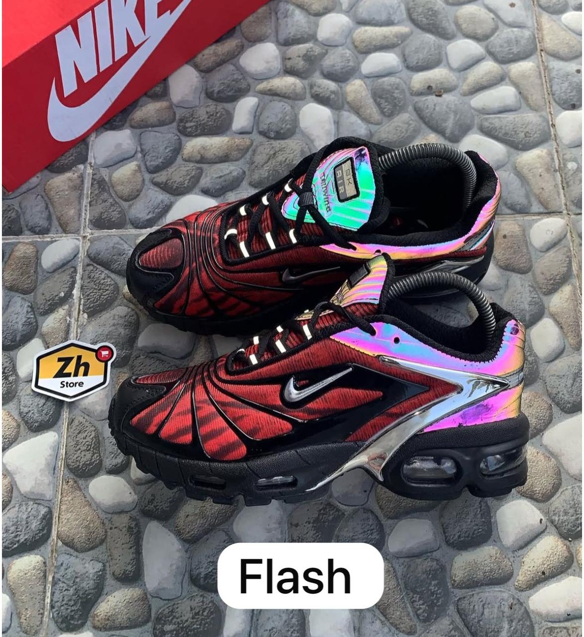 Nike airmax tailwind tn plus red