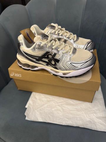 Asics kayano 14 urban