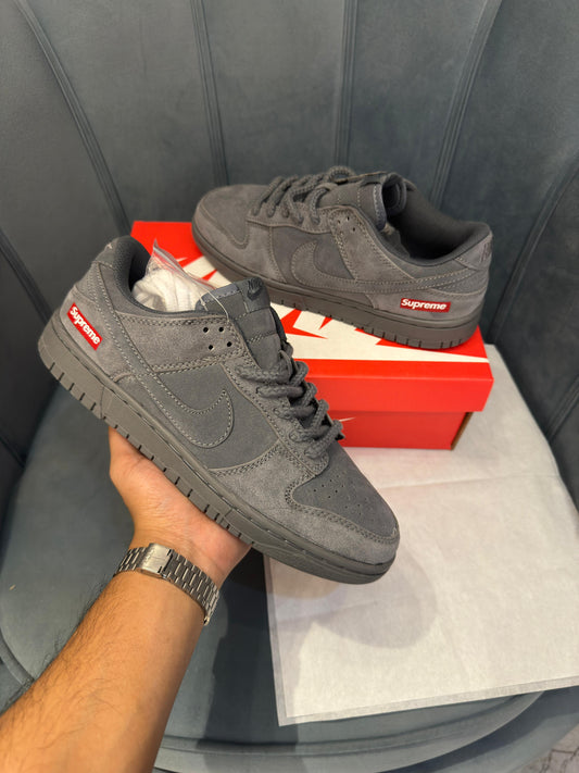 Nike sb dunk supreme wolf grey