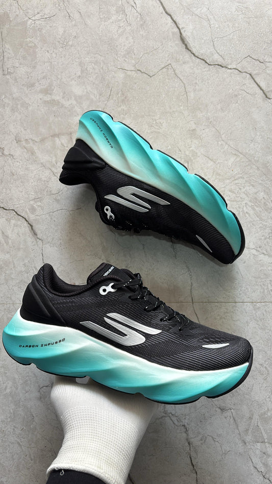 Sketchers aero burst