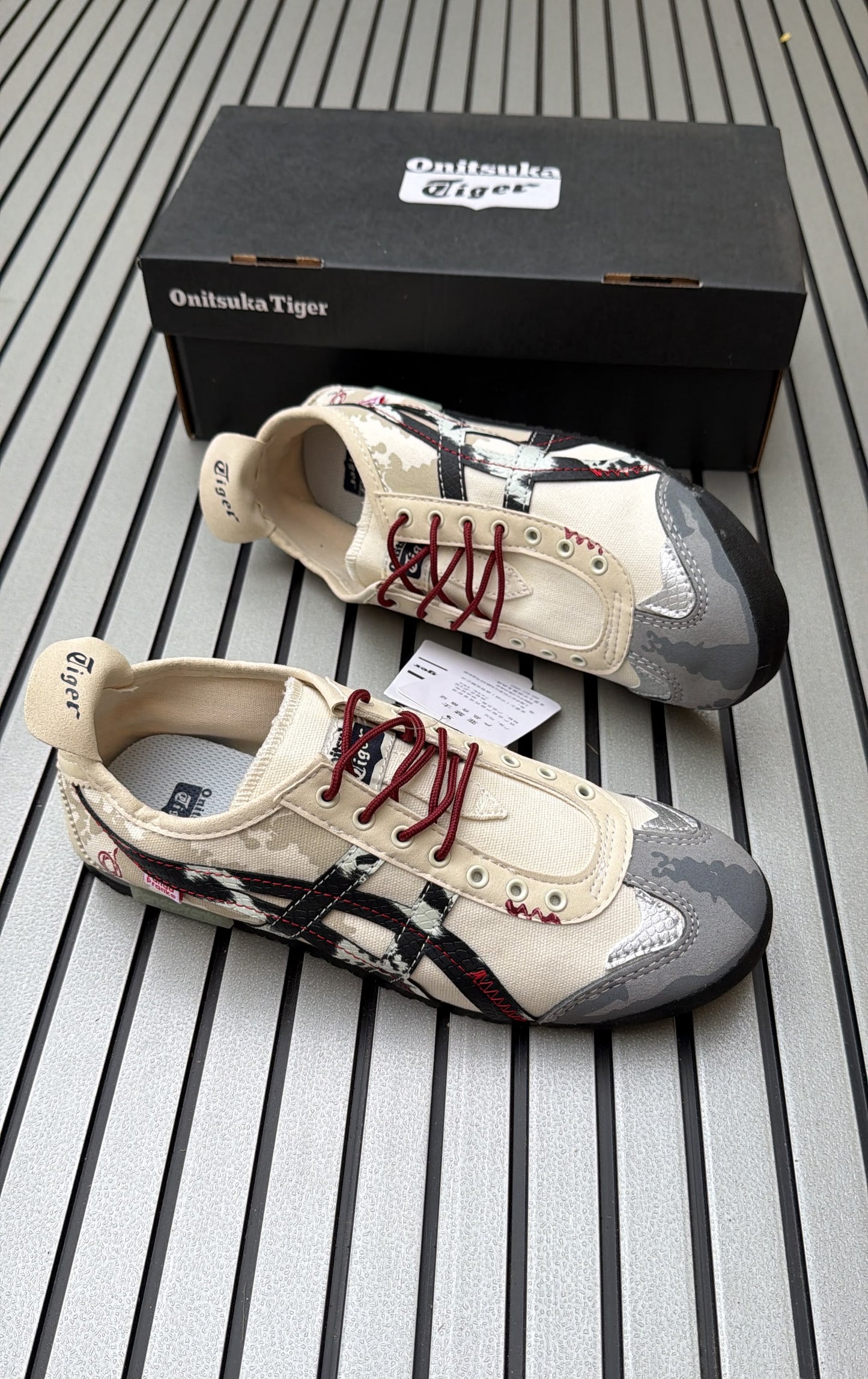 Onitsuka tiger panda prank