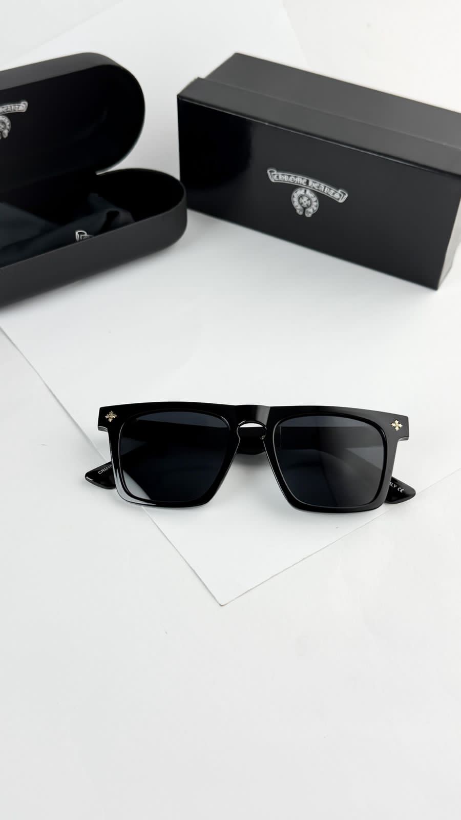 Chrome hearts