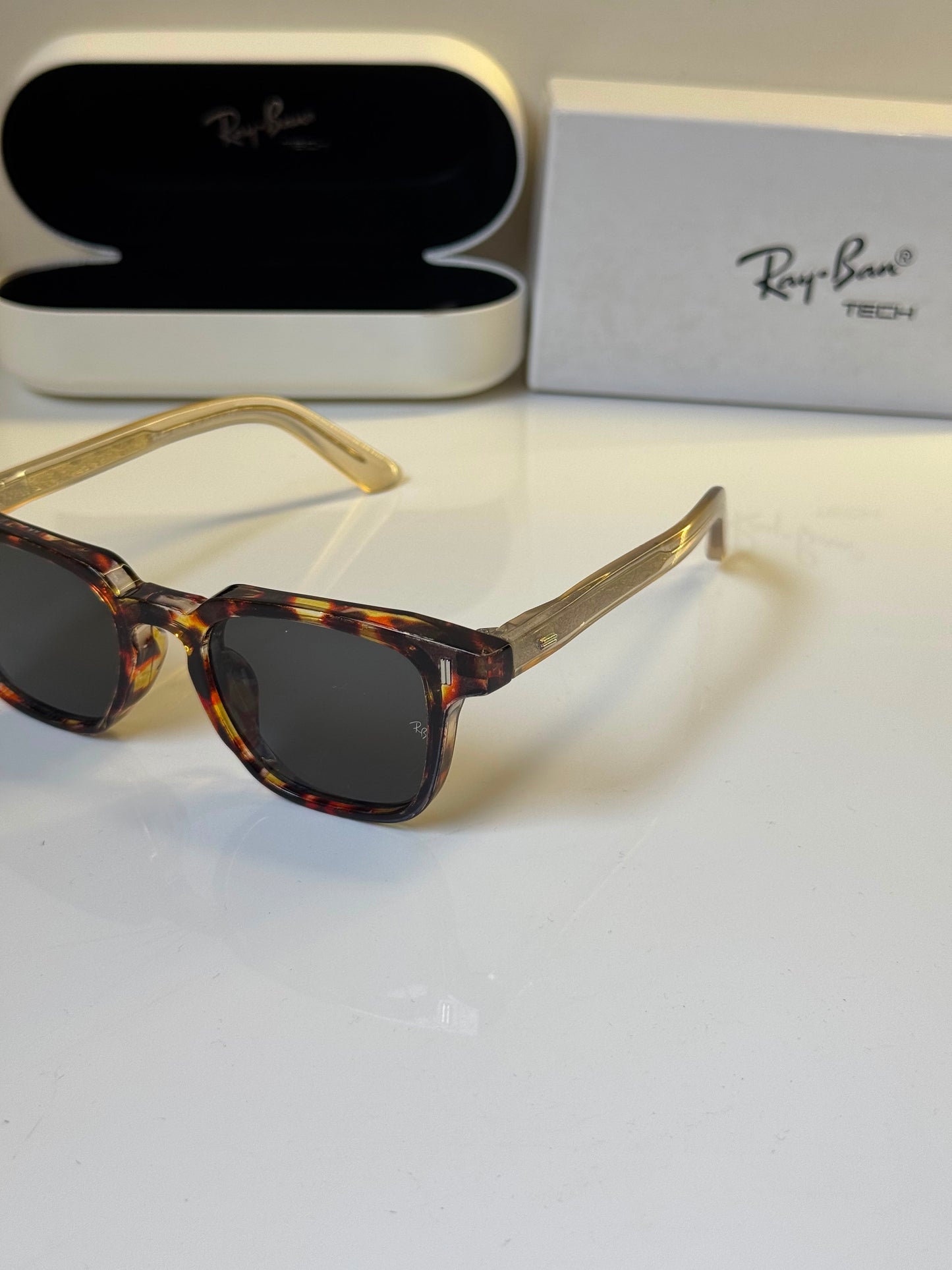 Rayban