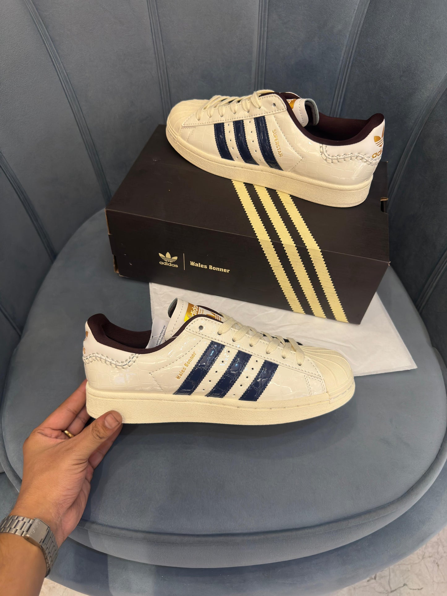 Adidas originals superstar wales boner