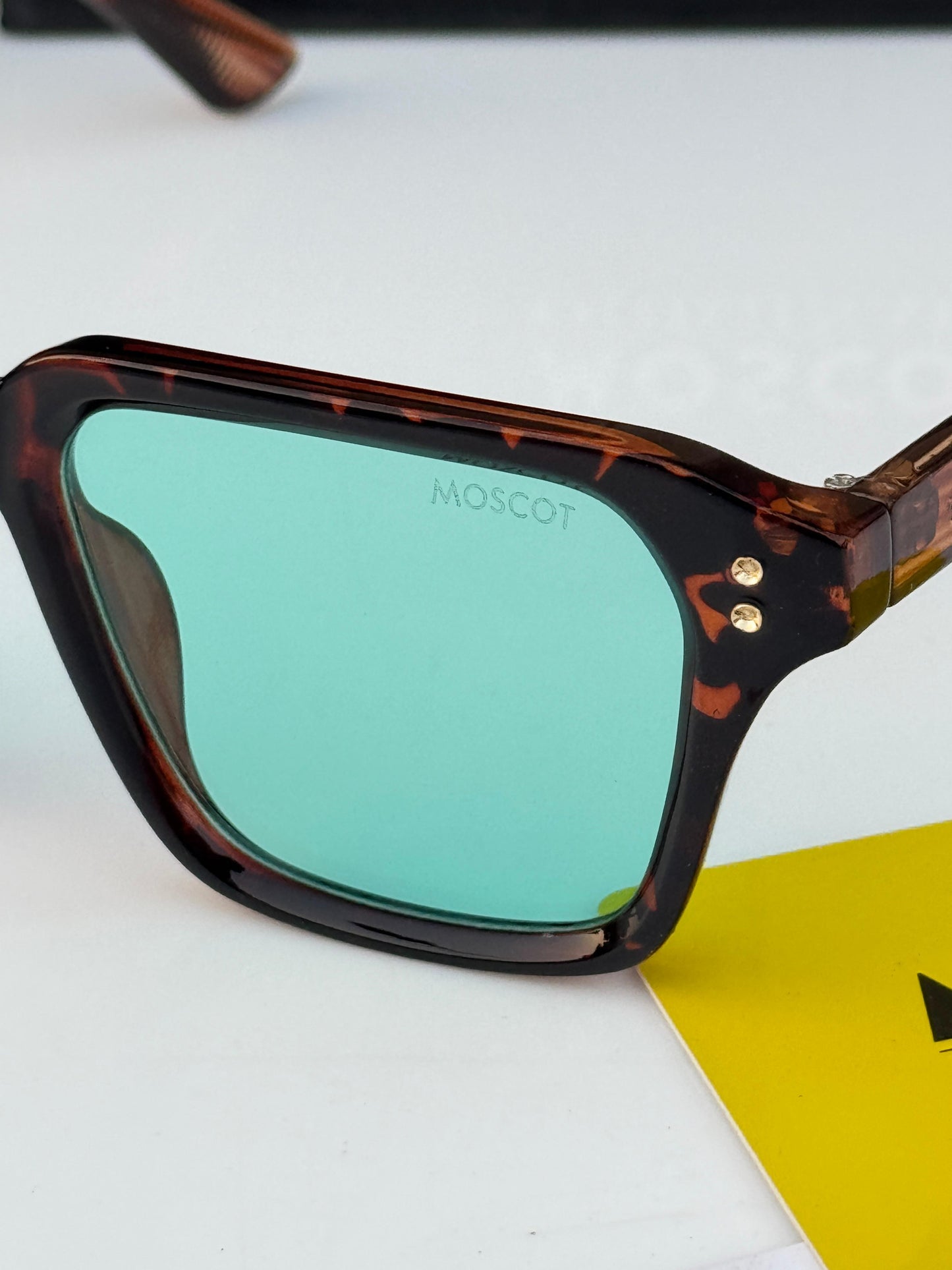 Moscot