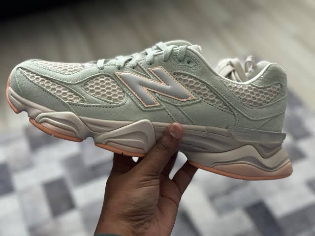 New balance 9060 whitakar moss green