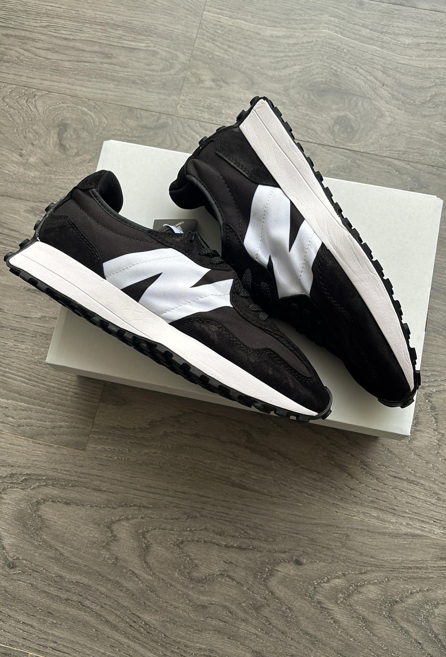 New balance 327