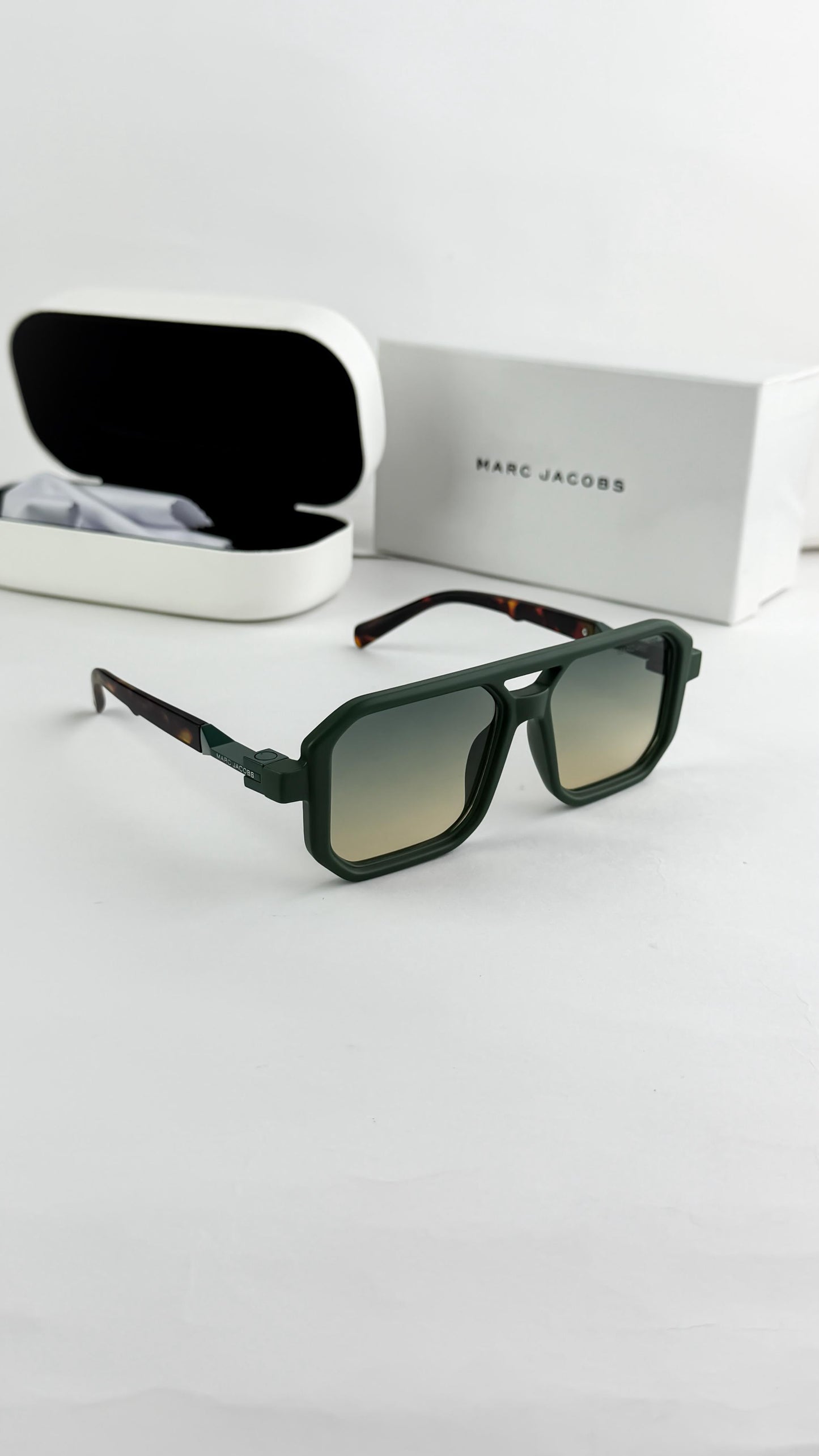 Marc Jacobs
