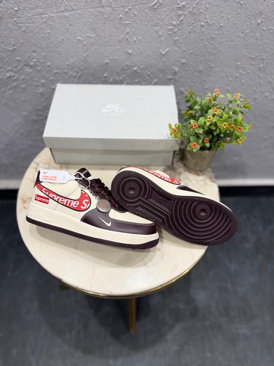 Nike airforce x supreme