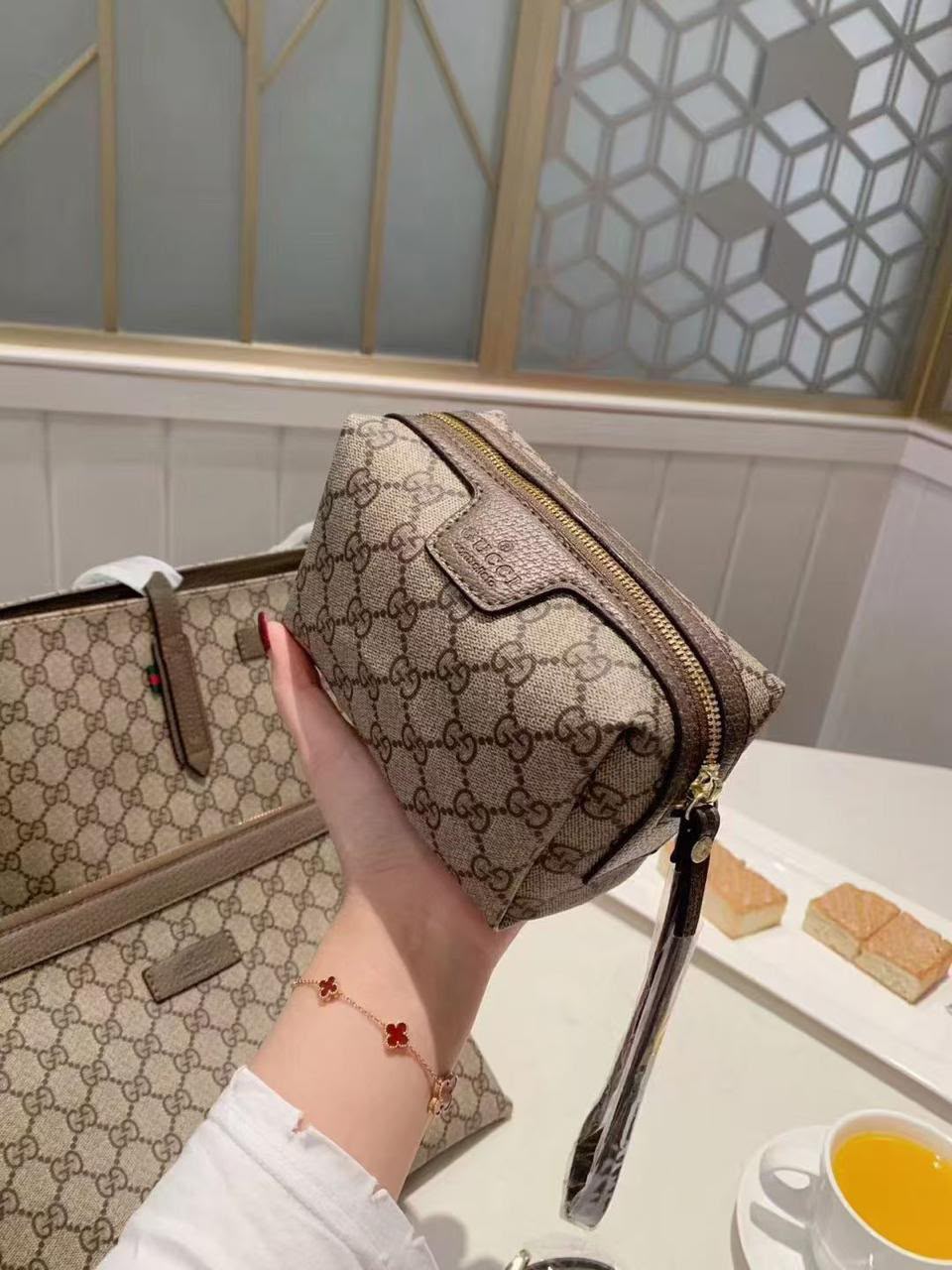 GUCCI