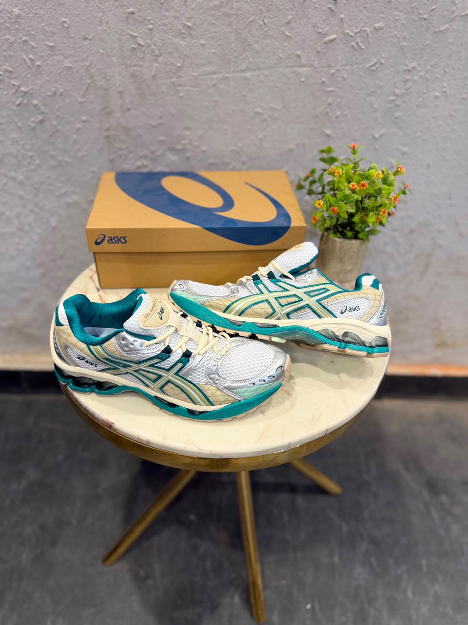 Asics nimbus 10.1 offwhite green