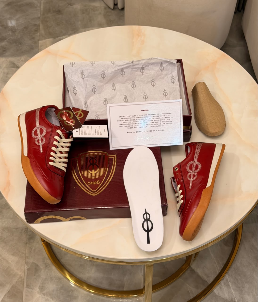 ONE8 SEAM XVIII X CHERRY