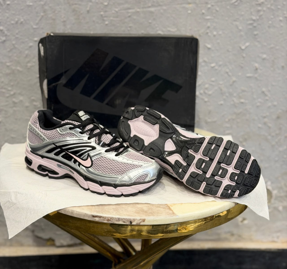 Nike airmax initiator moto 2k metallic silver black
