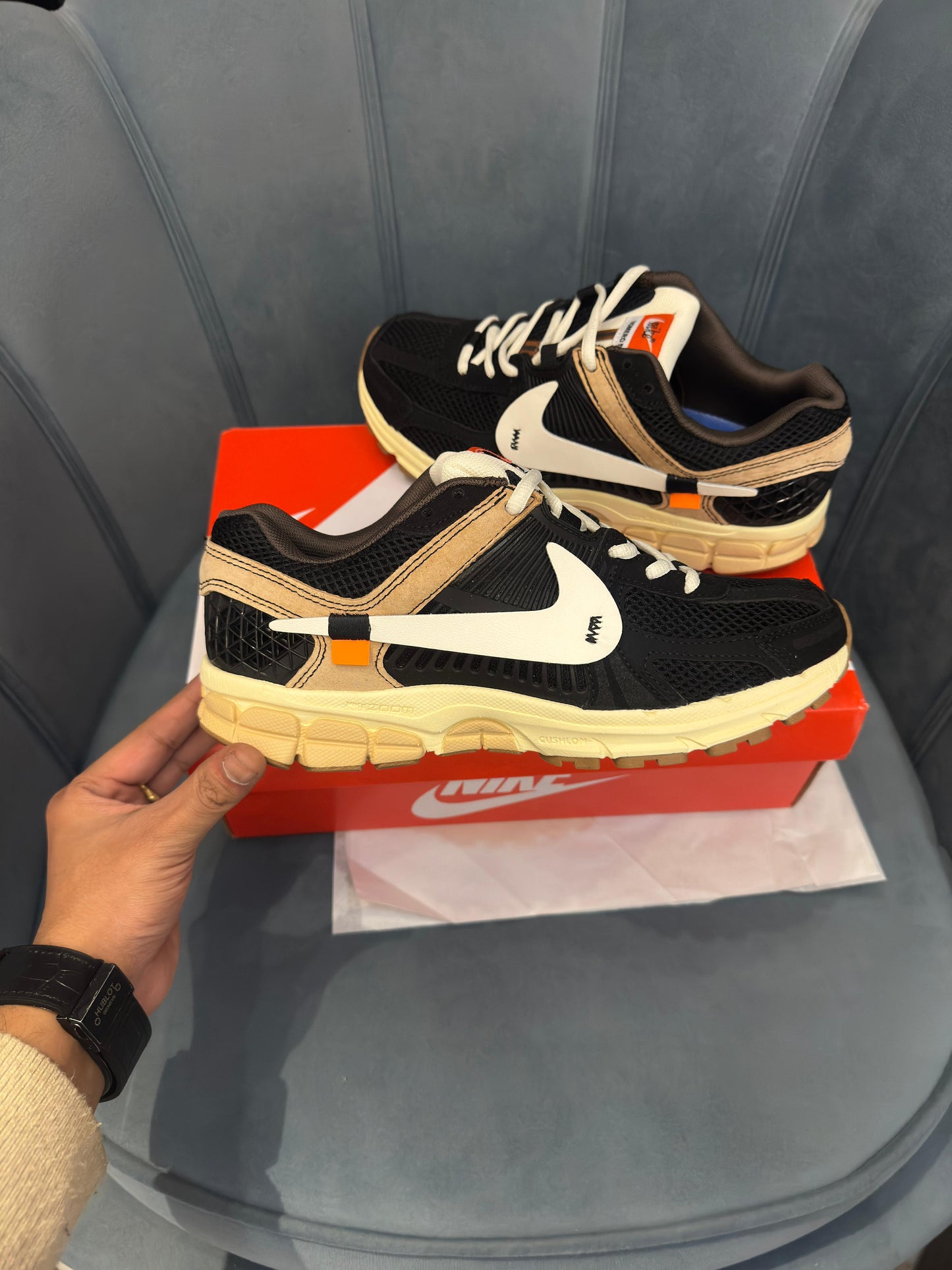Nike zoom vomero custom off white