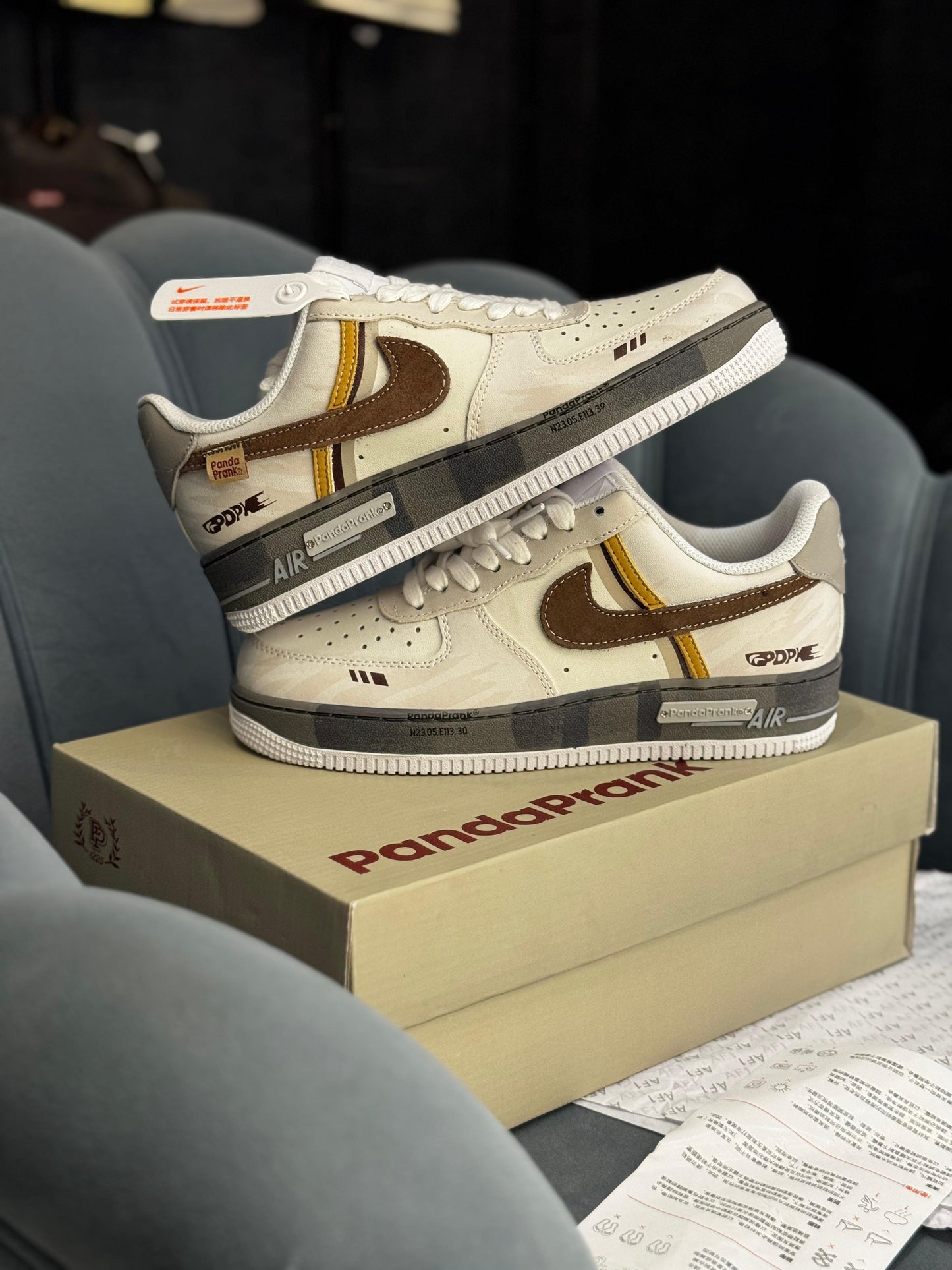Nike airforce 1 low panda prank