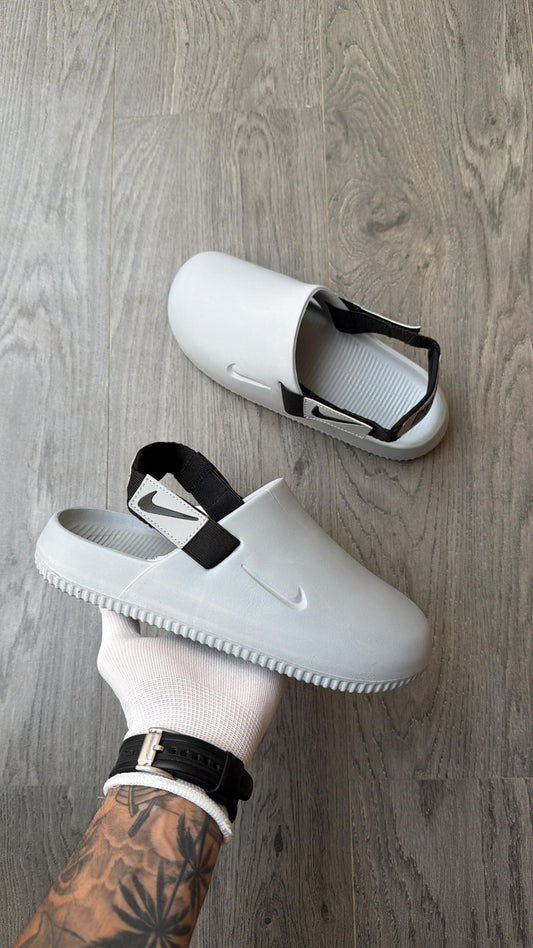 Nike calm mules