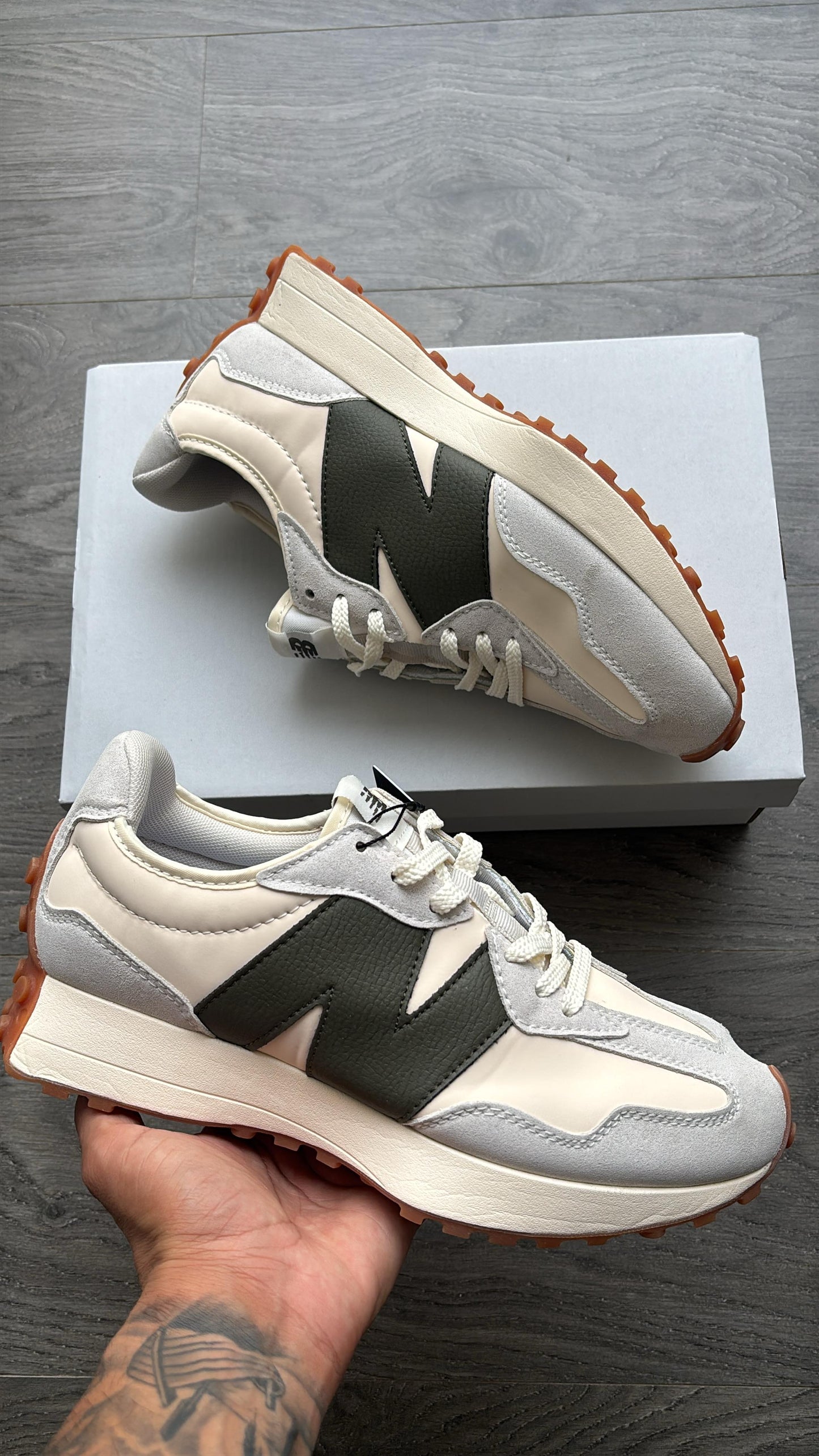 New balance 327