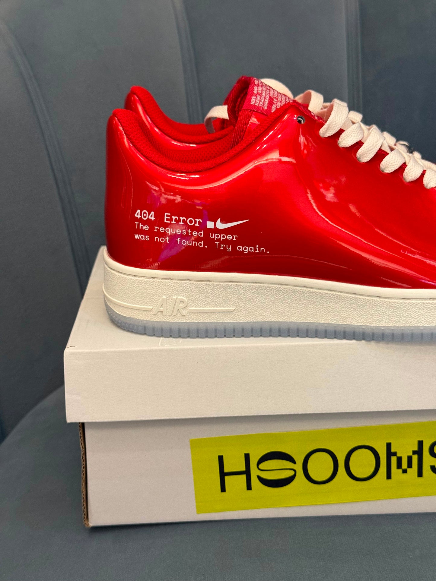 Nike airforce one 404 swoosh error red