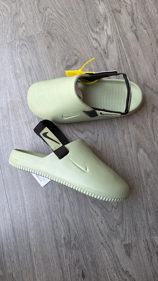 Nike calm mules