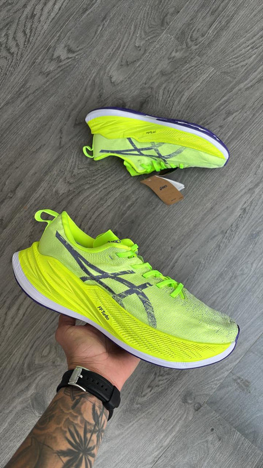Asics superblast