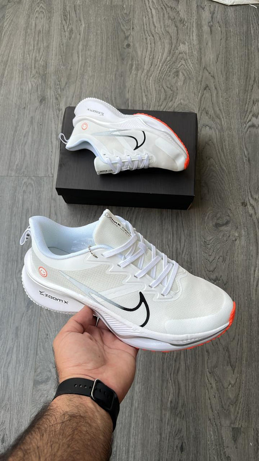 Nike zoom smiley