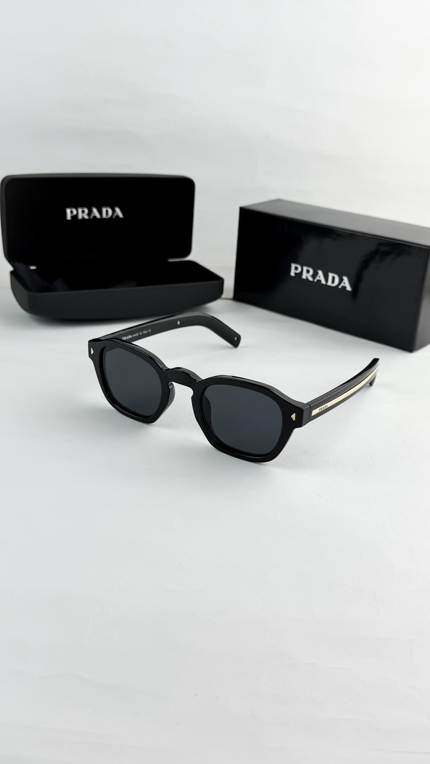 PRADA