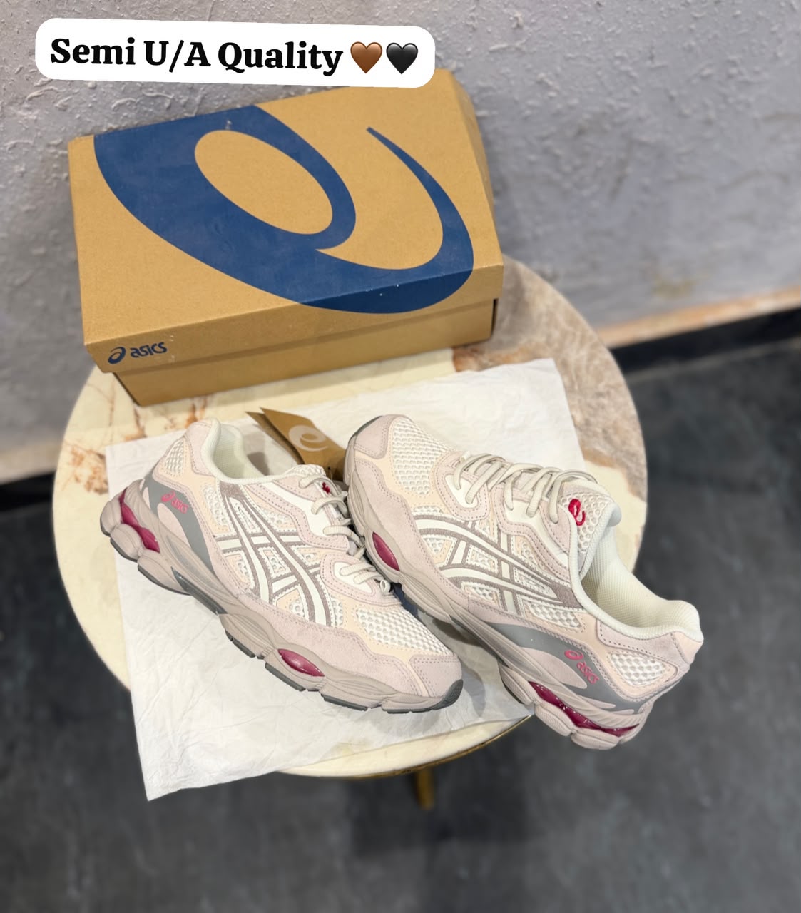 Asics nyc cream moonrock gel