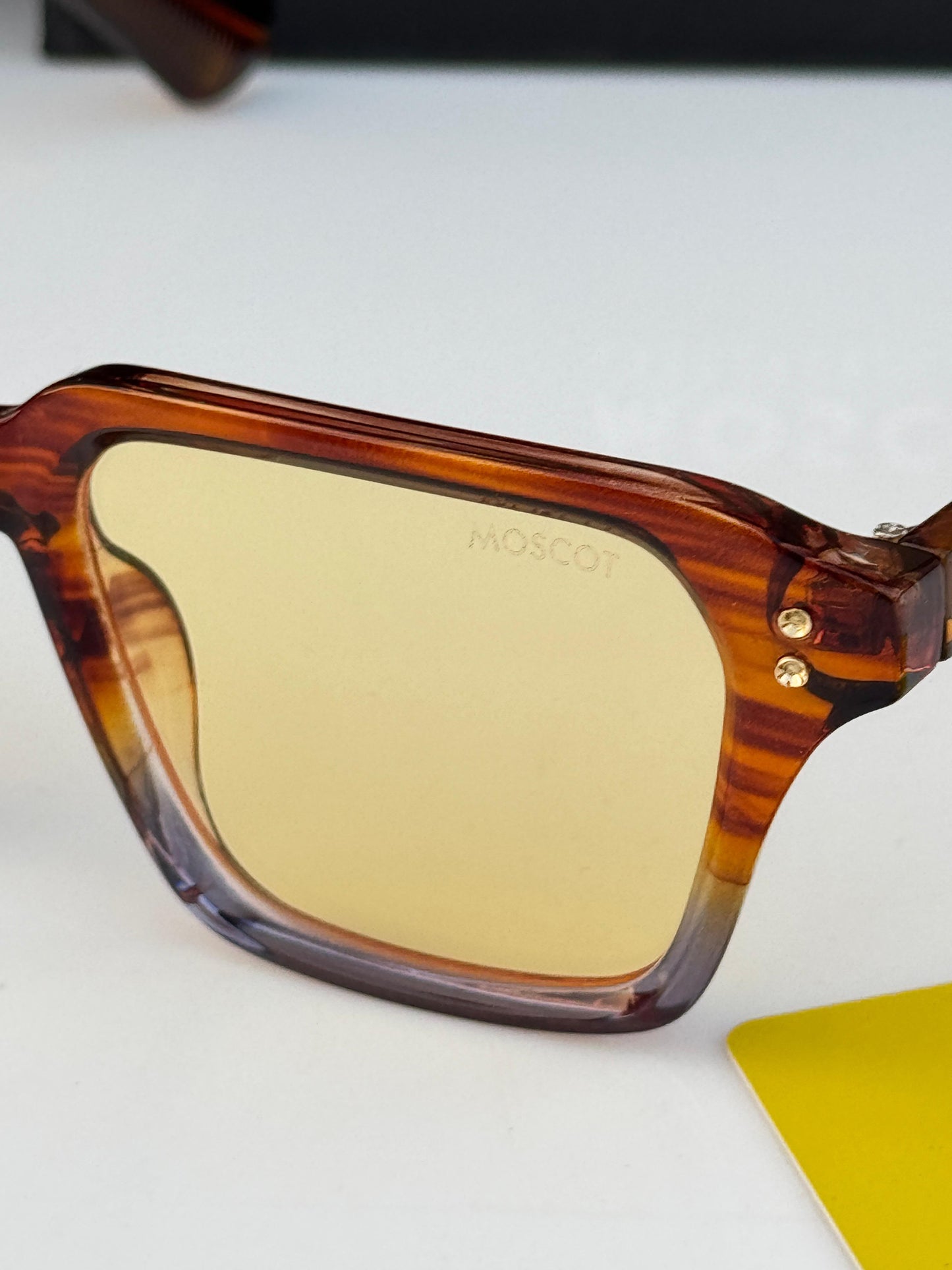 Moscot