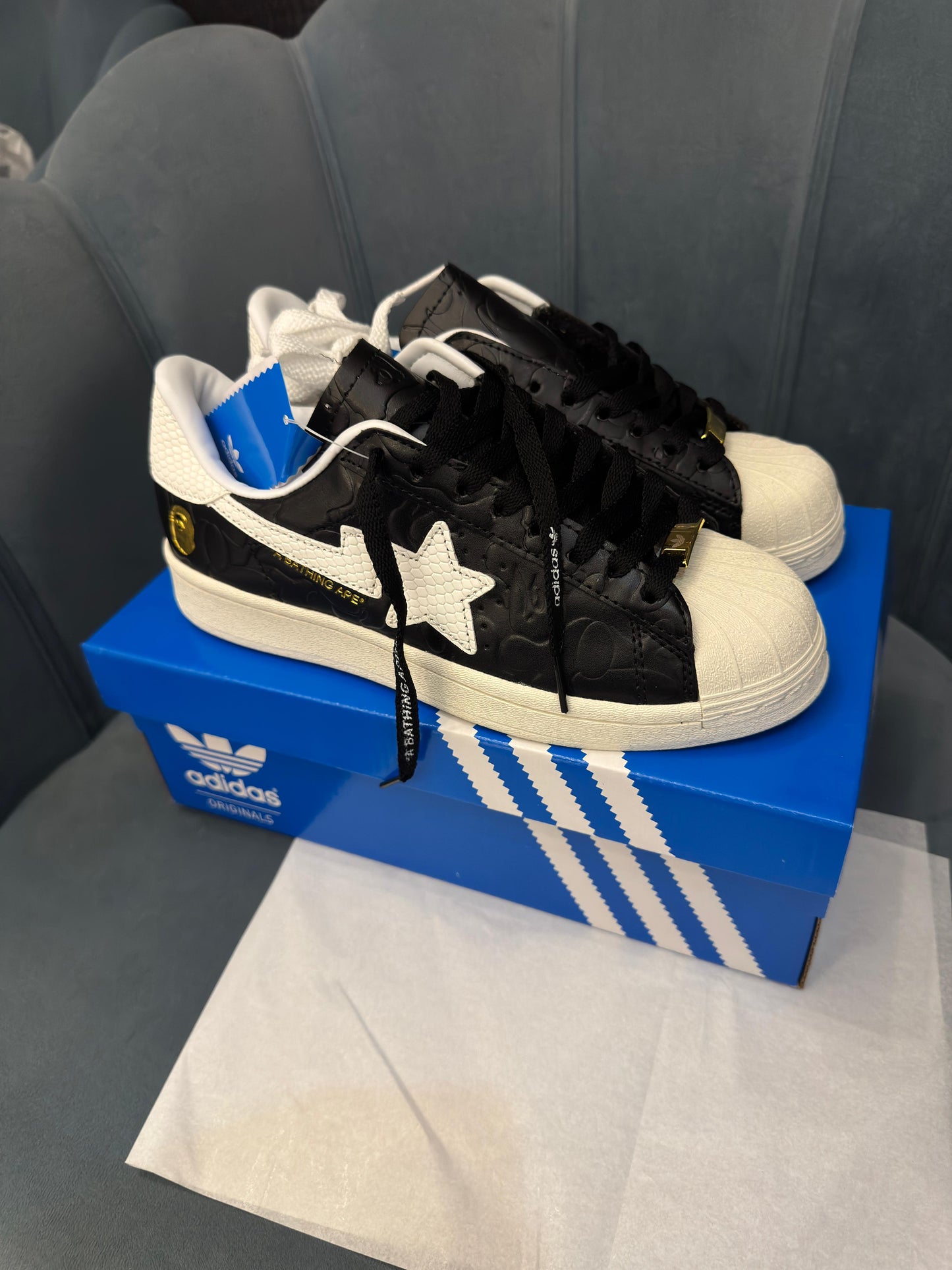 Adidas superstar x bape