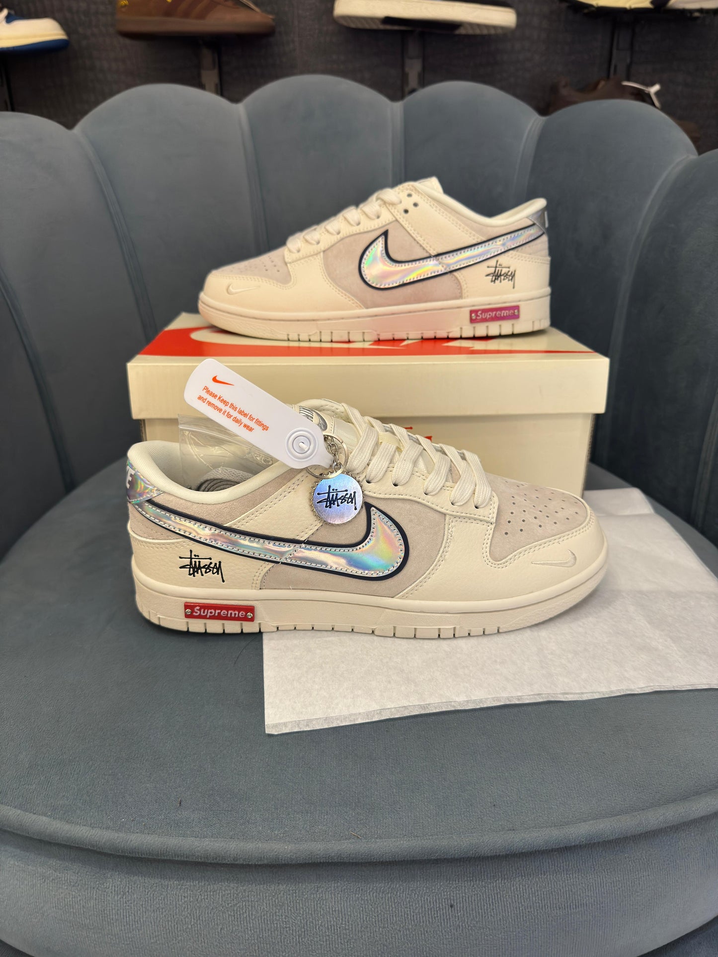 Nike sb dunk x supreme stussy