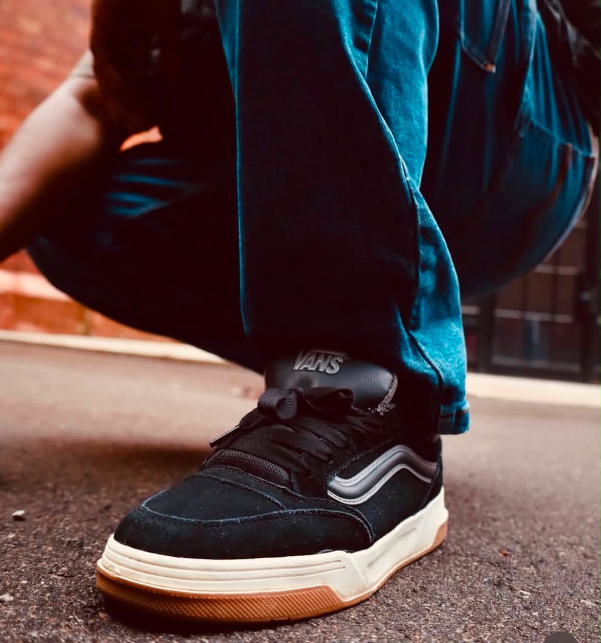 Vans hylane chunky black white