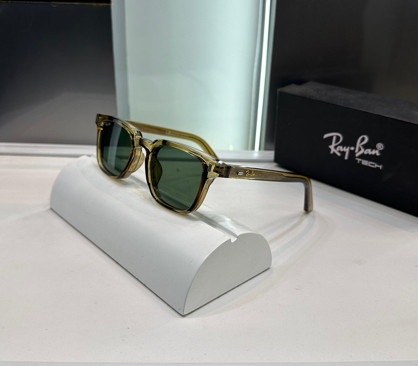 Rayban
