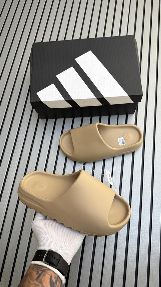Adidas yeezy slide