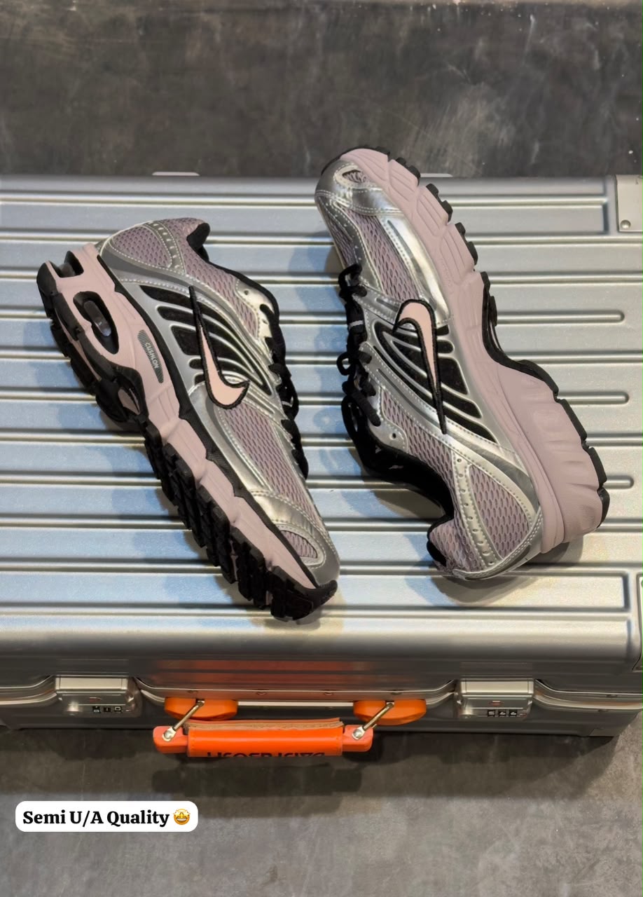 Nike airmax initiator moto 2k metallic silver black