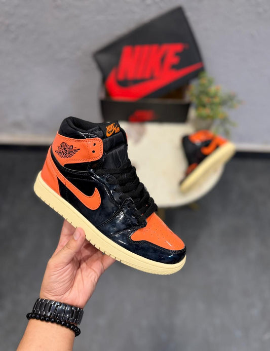 Nike air jordans retro 1 shattered 3.0 patent